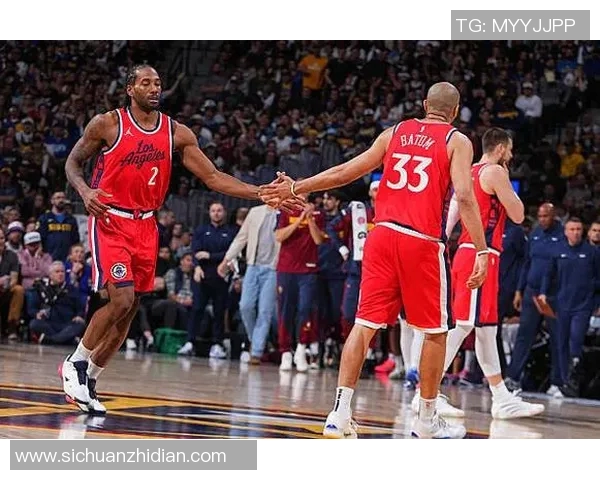 14分钟送出3次抢断和2次盖帽，快船锋线老将的防守贡献度相当惊人